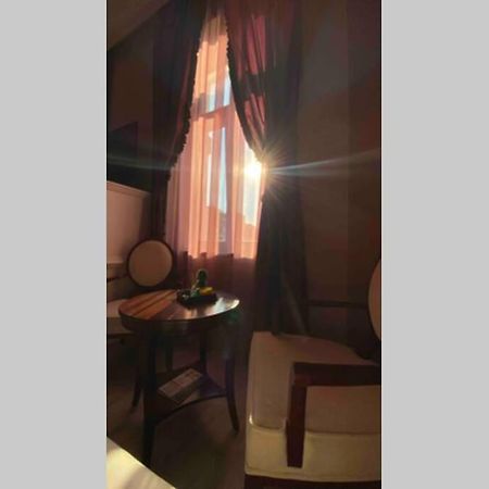 Budoir Royal Apartment Oradea Zewnętrze zdjęcie