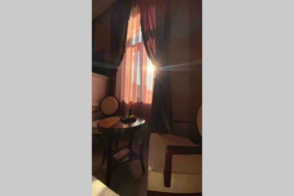 Budoir Royal Apartment Oradea Zewnętrze zdjęcie